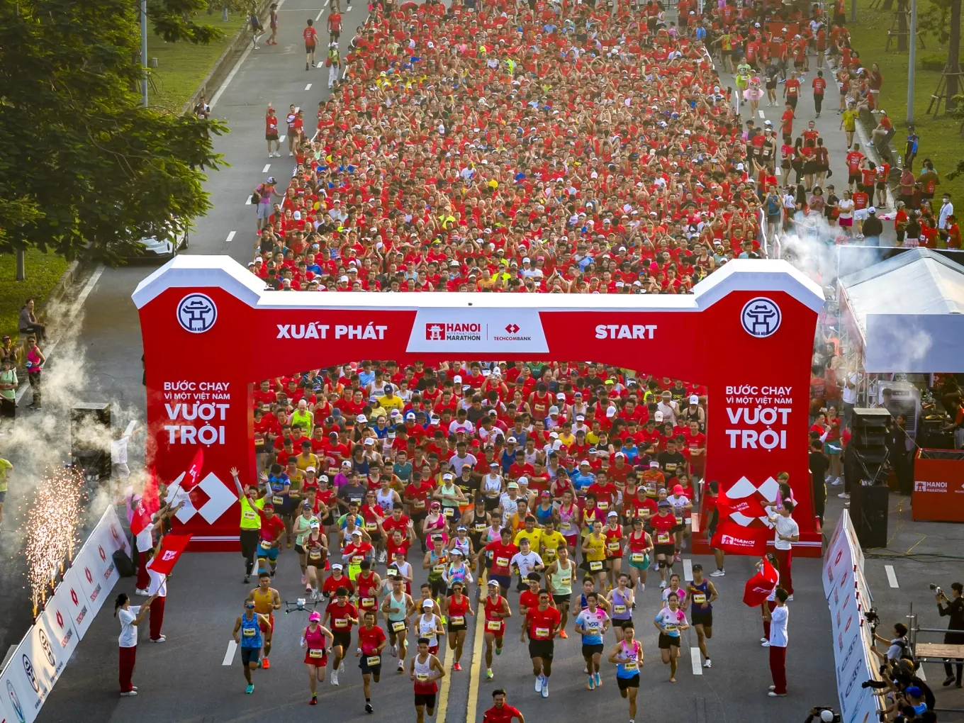 Giai-Marathon-Quoc-te-Ha-Noi-T-8852-7362-1759828987.webp