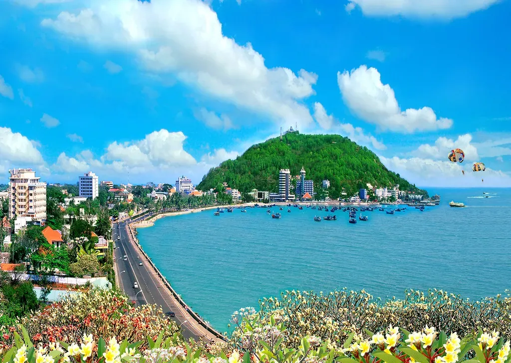 Quang Trung – Bãi Trước.webp