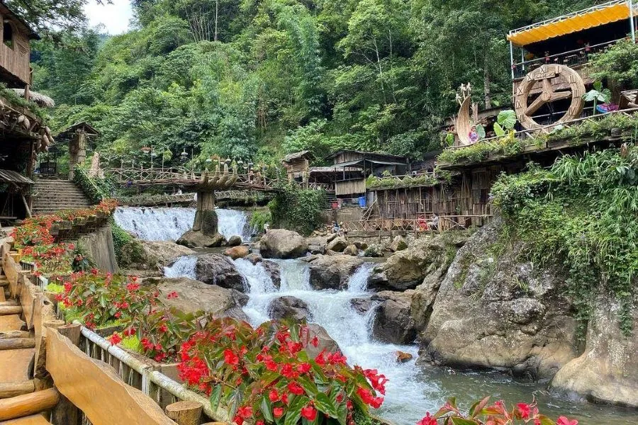 Trung tâm Sa Pa – Cát Cát-.jpg