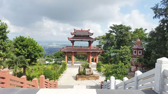 Cung bậc đá – chùa Thượng – Cổng Trời.jpg