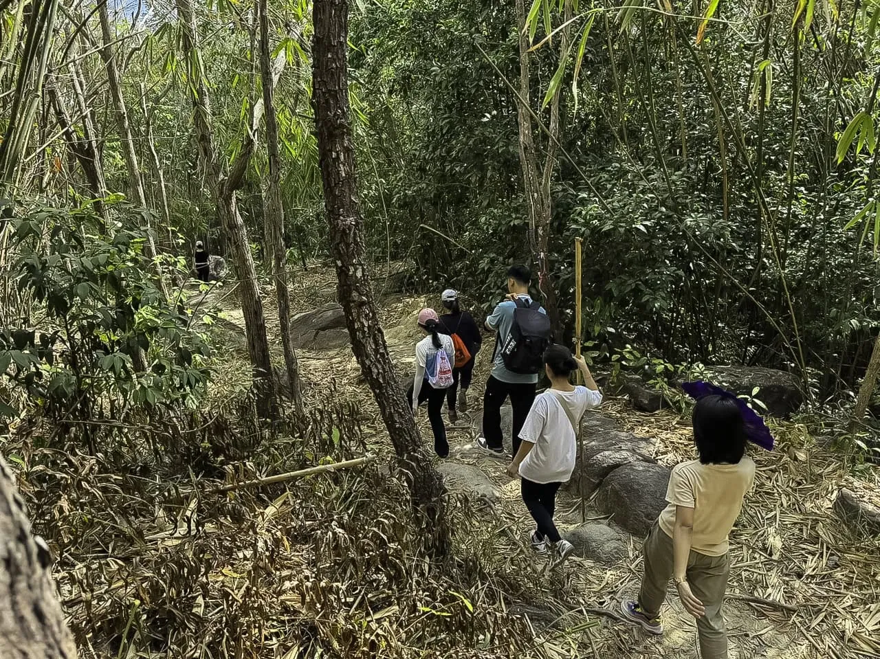 Cung trail – dốc đá Núi Thị Vải.jpg