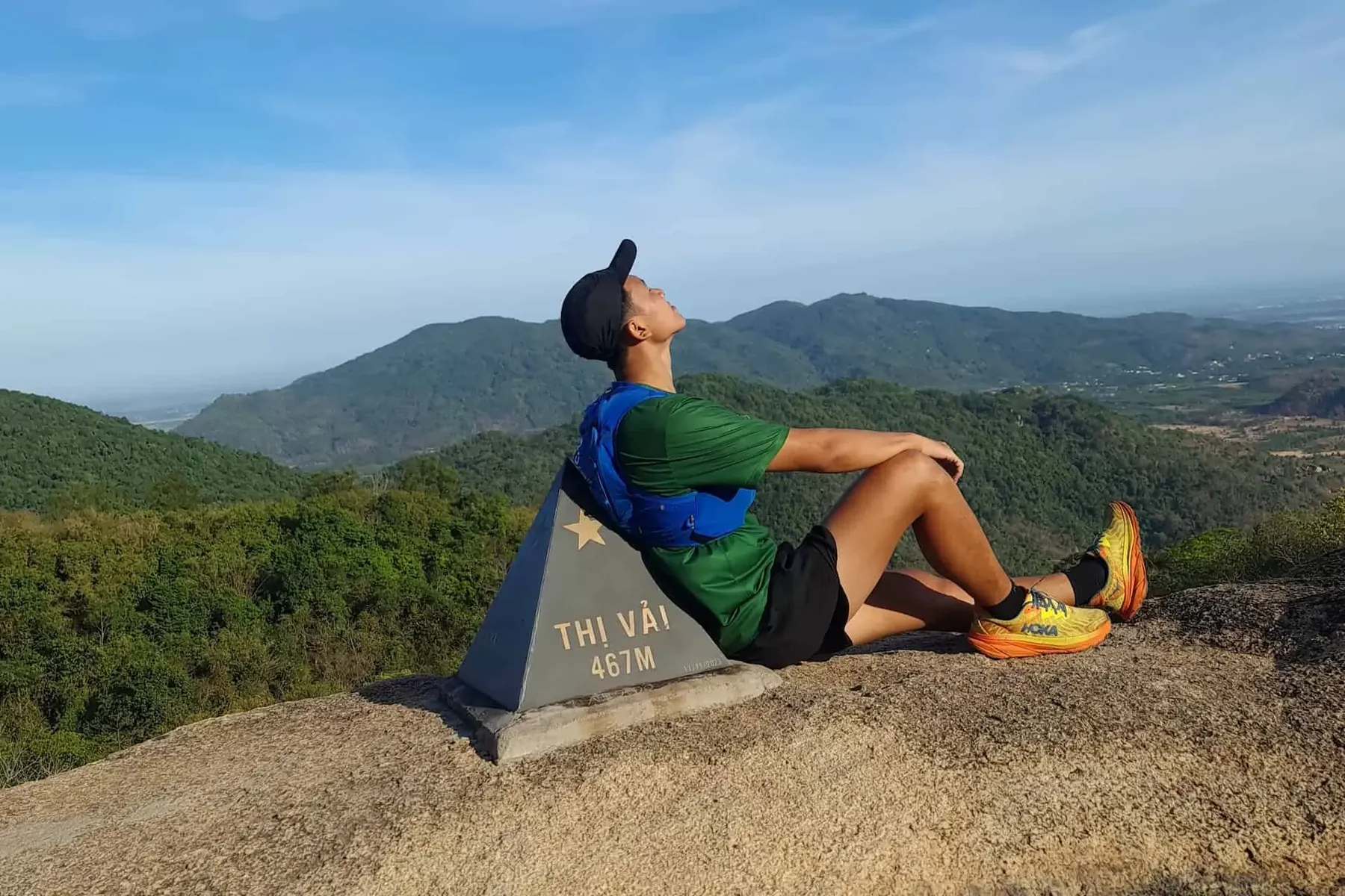 trekking núi thị vải.webp