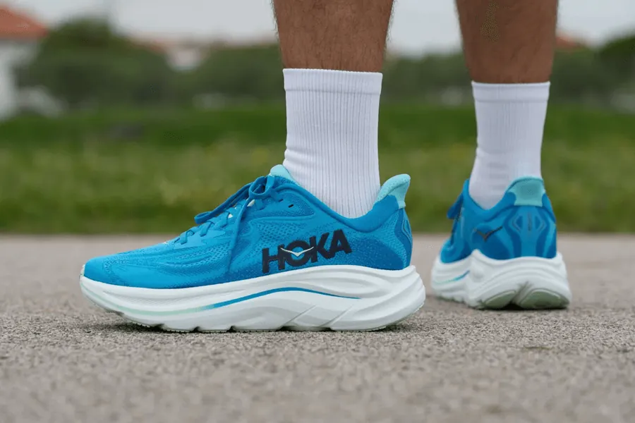 hoka-clifton-10-2.png